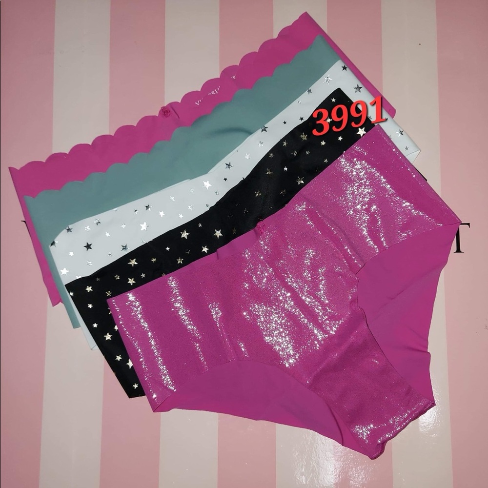 Victoria secret Cheeky Panties set size Extra Large NIP